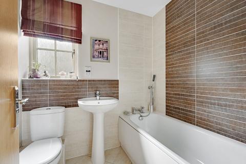4 Summers Way, Moreton-in-marsh, GL56 0GA