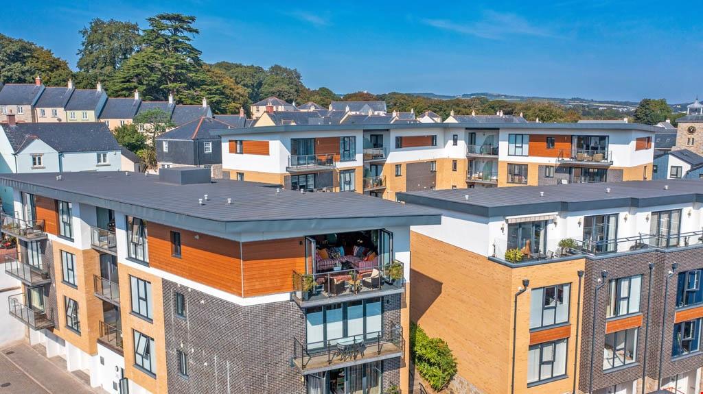 Duporth, St Austell, Cornwall 2 bed penthouse for sale £425,000