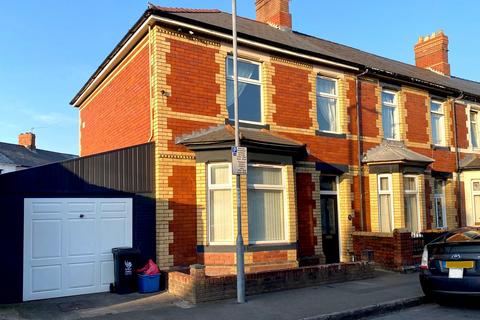 4 bedroom end of terrace house for sale, Liverpool Street, Newport NP19