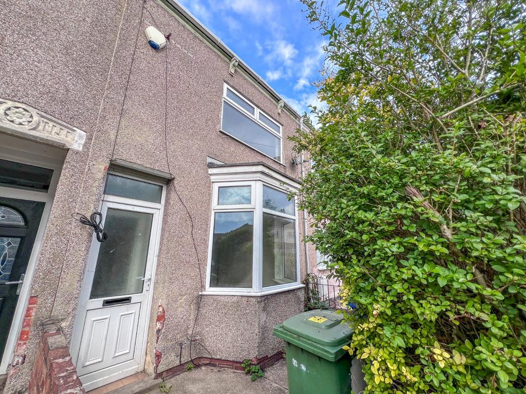 Kettlewell Street, Grimsby, North... 3 bed terraced house for sale £
