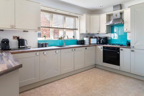 3 bedroom detached house for sale, Quantock Gardens, Healing, North East LIncs, DN41