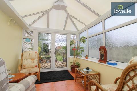 25 Healing Road, Stallingborough, Grimsby, DN41 8AD