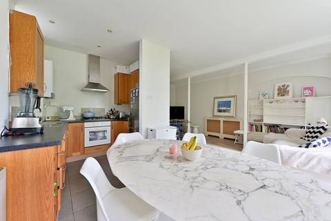 2 bedroom flat for sale, Castelnau, Castelnau, London, SW13