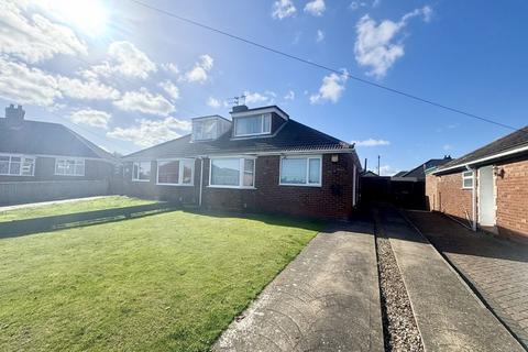 3 bedroom semi-detached bungalow for sale, THE RIDGEWAY, GRIMSBY