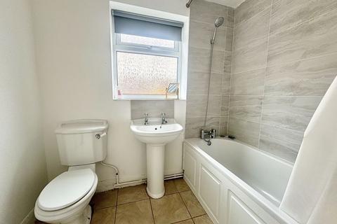 3 bedroom terraced house for sale, WEELSBY STREET, GRIMSBY