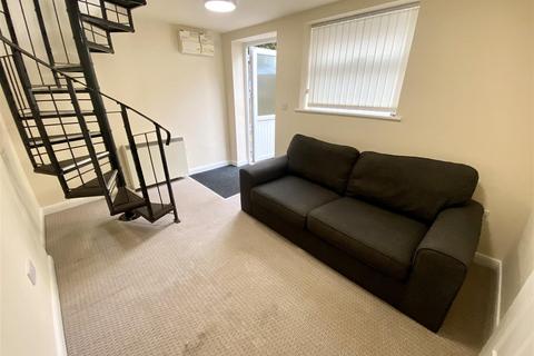 1 bedroom maisonette to rent, Thanet Street, Clay Cross