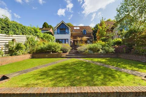 4 bedroom detached house for sale, Little Lane, Loosley Row