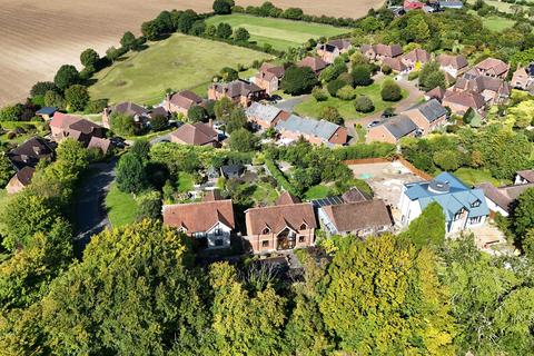 4 bedroom detached house for sale, Little Lane, Loosley Row