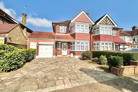 3 bedroom semi-detached house for sale, Winchfield Close, Harrow HA3