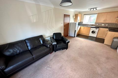 1 bedroom flat to rent, Regent Court, Swadlincote