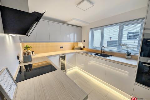 85 Glannant Way, Neath, SA11 3YW