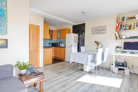 1 bedroom flat to rent, Epirus Road, SW6