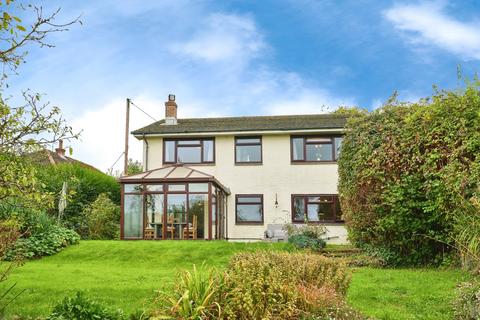 3 bedroom detached house to rent, Ventnor Road, Whitwell