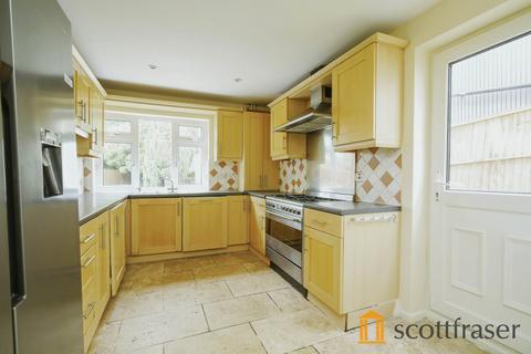 5 bedroom semi-detached house to rent, Jack Straws Lane, Headington