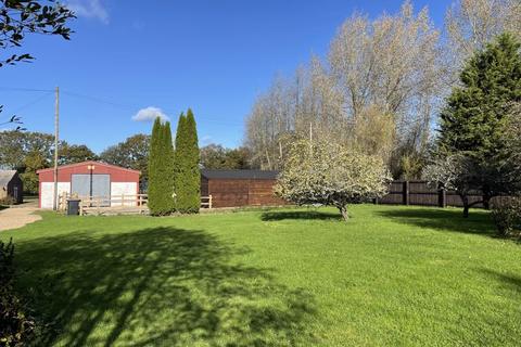 4 bedroom detached house for sale, Catts Hill, Mark Cross, Crowborough, East Sussex