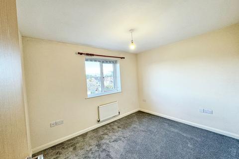 2 bedroom apartment to rent, Eastleigh Road, Taunton TA1