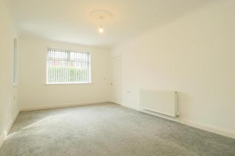 3 bedroom semi-detached house for sale, Westover Avenue, Leeds