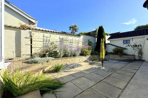 undefined, Keevil Avenue, Calne, Wiltshire, SN11 0JN