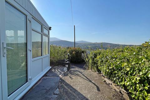 2 bedroom bungalow for sale, Nantlle Road, Talysarn, Caernarfon, Gwynedd, LL54