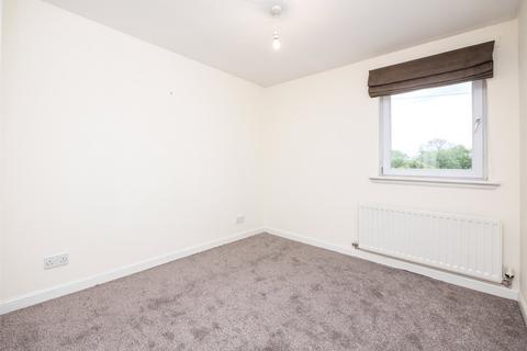 2 bedroom flat to rent, Whitehill Street, Newcraighall, EH21