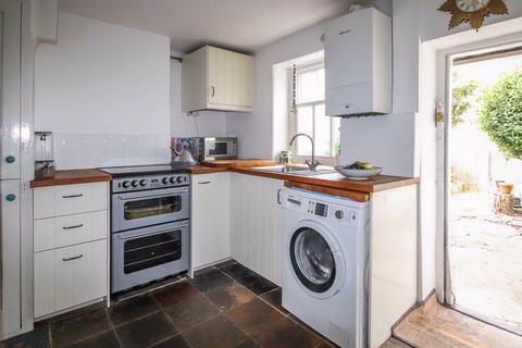 2 bedroom character property for sale, Paradise Row, Sandwich