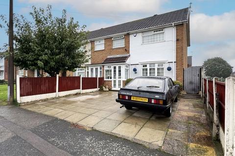 3 bedroom terraced house for sale, Chaucer Avenue, TIPTON, DY4 0SR