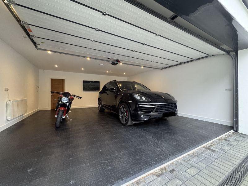 Integral Garage