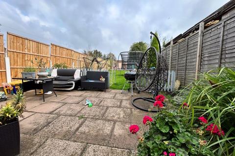 3 bedroom semi-detached house for sale, Lindon Road, Brownhills, Walsall WS8 7BH
