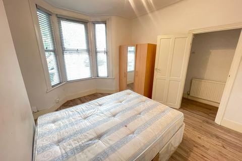 undefined, London E15