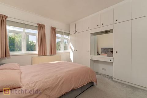 2 bedroom apartment for sale, Beechwood Hall, Regents Park Road, N3