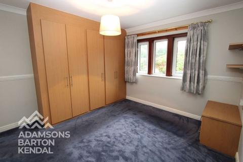19 Centre Vale, Littleborough, OL15 9EL
