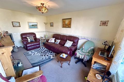 3 bedroom semi-detached house for sale, Wyddfa, Glan Conwy