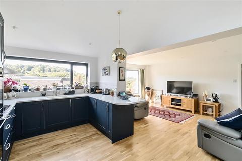 3 bedroom bungalow for sale, Manor Fields, Bridport