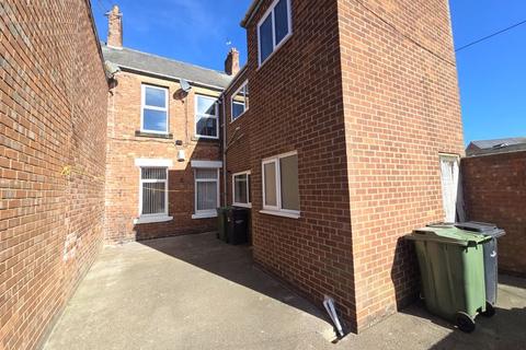 2 bedroom flat for sale, Millbank Crescent, Bedlington