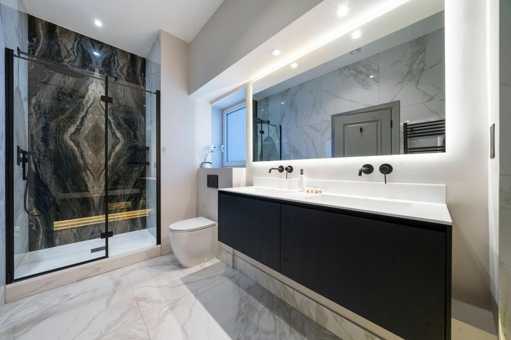 Primary Ensuite