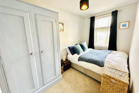 52 Eland Road, Croydon, CR0 4LG
