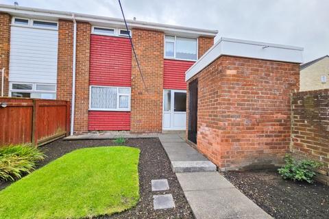 2 bedroom terraced house for sale, Holywell Close, Blaydon