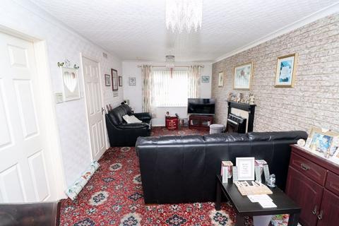 2 bedroom terraced house for sale, Holywell Close, Blaydon