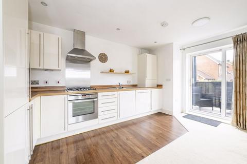 2 bedroom flat for sale, Baxendale Way, Uckfield