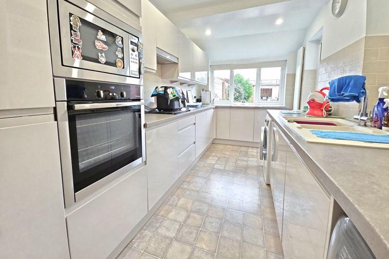 Parham Road, Gosport PO12 2 bed terraced house for sale £225,000