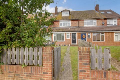 3 bedroom terraced house for sale, Brackley Road, Hazlemere, HP15