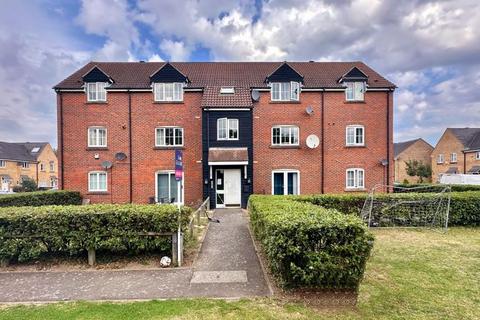 2 bedroom apartment for sale, Hubbards Close, Uxbridge, UB8