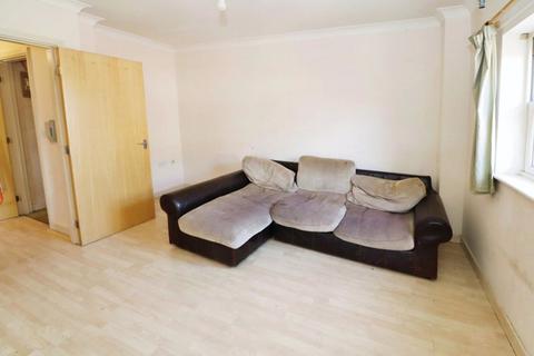 2 bedroom flat for sale, Colchester Road, Wivenhoe, Colchester, CO7