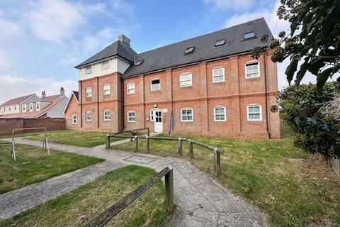 2 bedroom flat for sale, Colchester Road, Wivenhoe, Colchester, CO7