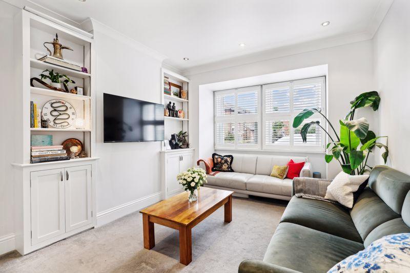 Dawson Road, Kingston Upon Thames, KT1 3 bed semidetached house for