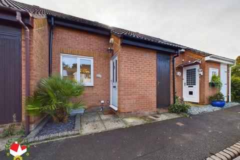 18 Ellison Close, Abbeymead, Gloucester, GL4 5YQ