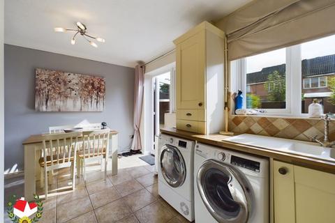 18 Ellison Close, Abbeymead, Gloucester, GL4 5YQ