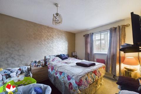 21 Churchill Road, Gloucester, GL1 5DG