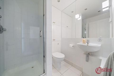 Flat 2, 28 Coolhurst Road, London, N8 8EL