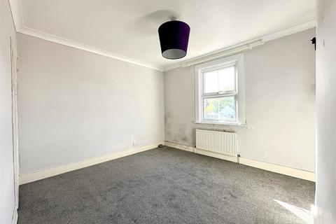 6 Betsham Road, Swanscombe, DA10 0EU
